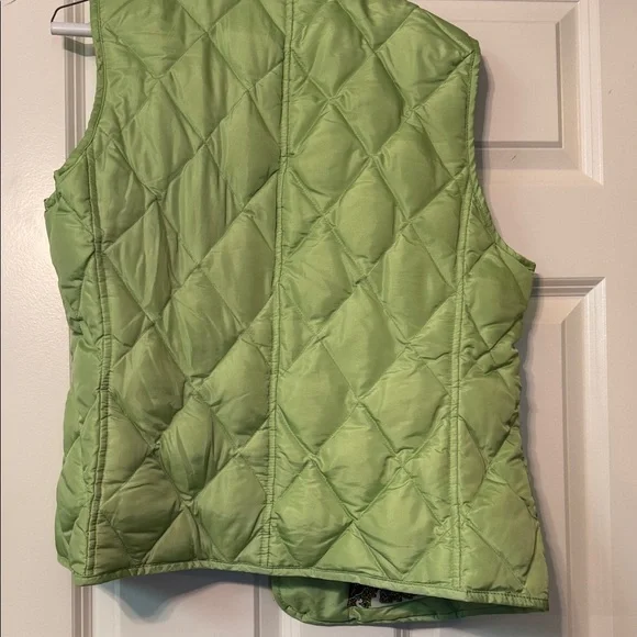 Talbots Green Quilted Puffer Vest - Picture 4 of 4